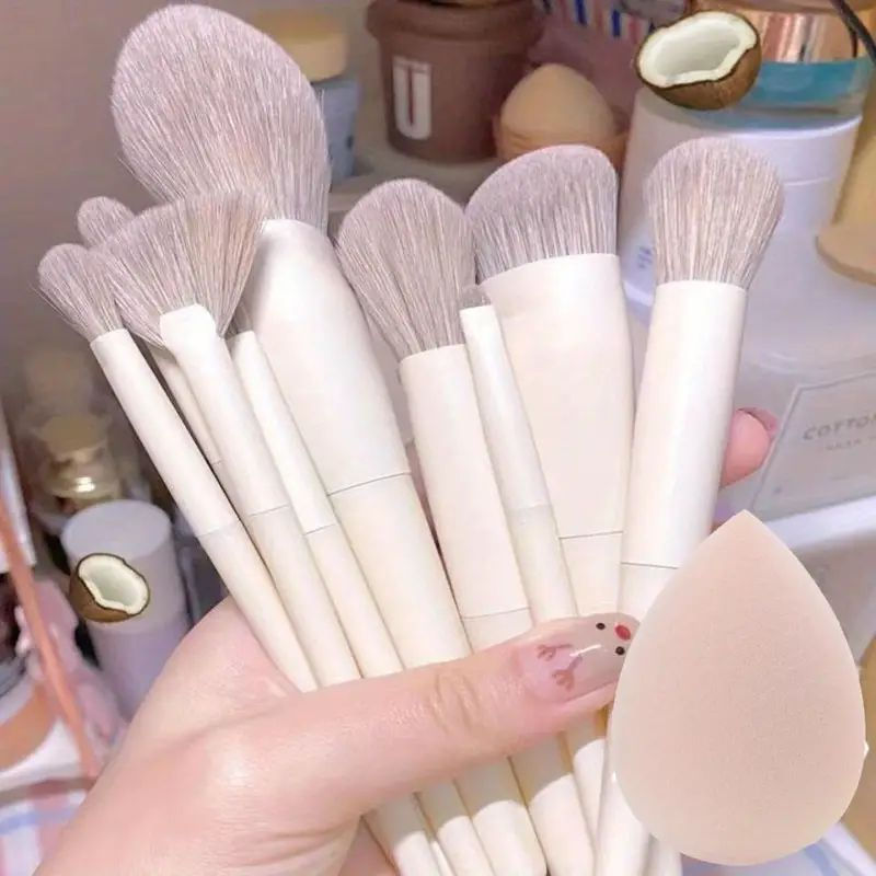 Thumbnail: Flawless Finish Brush Set