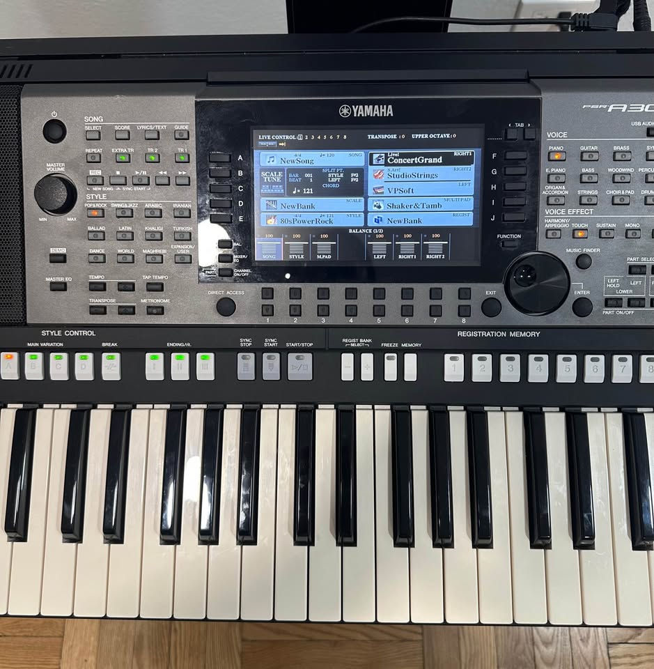 Miniatura: Teclado-Workstation Yamaha PSR-A3000