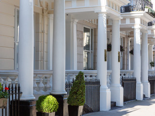Kensington Court