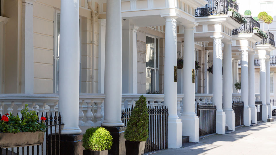 Kensington Court Hotel 