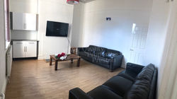 47 Balfour Road0047