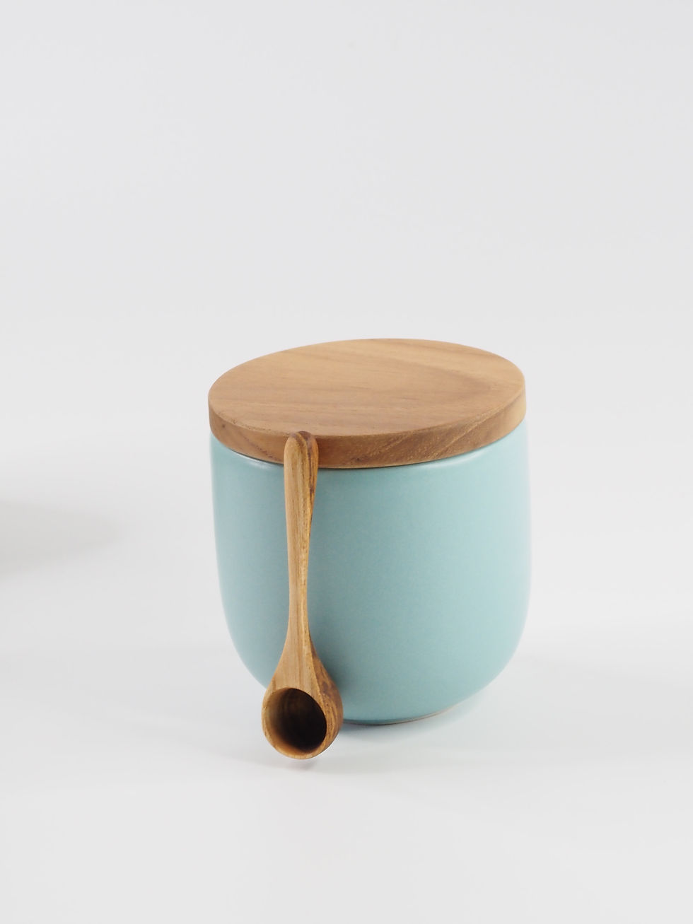 ภาพขนาดย่อ: Ceramic Cup with magnet Lid and Spoon