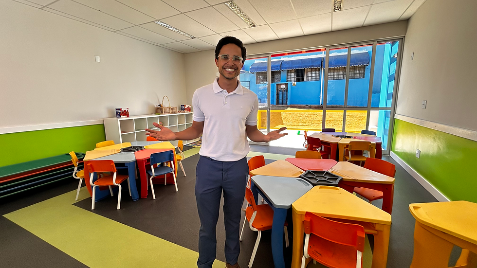 Vereador Vitor na inauguração da mini creche