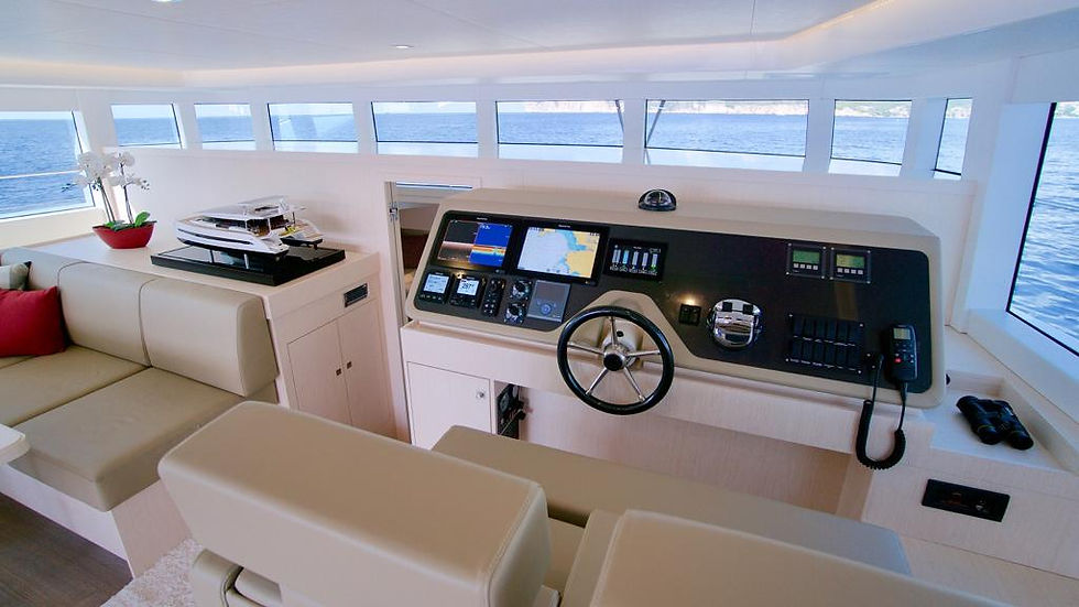 Miniature : Silent Yachts: Solar Catamarans