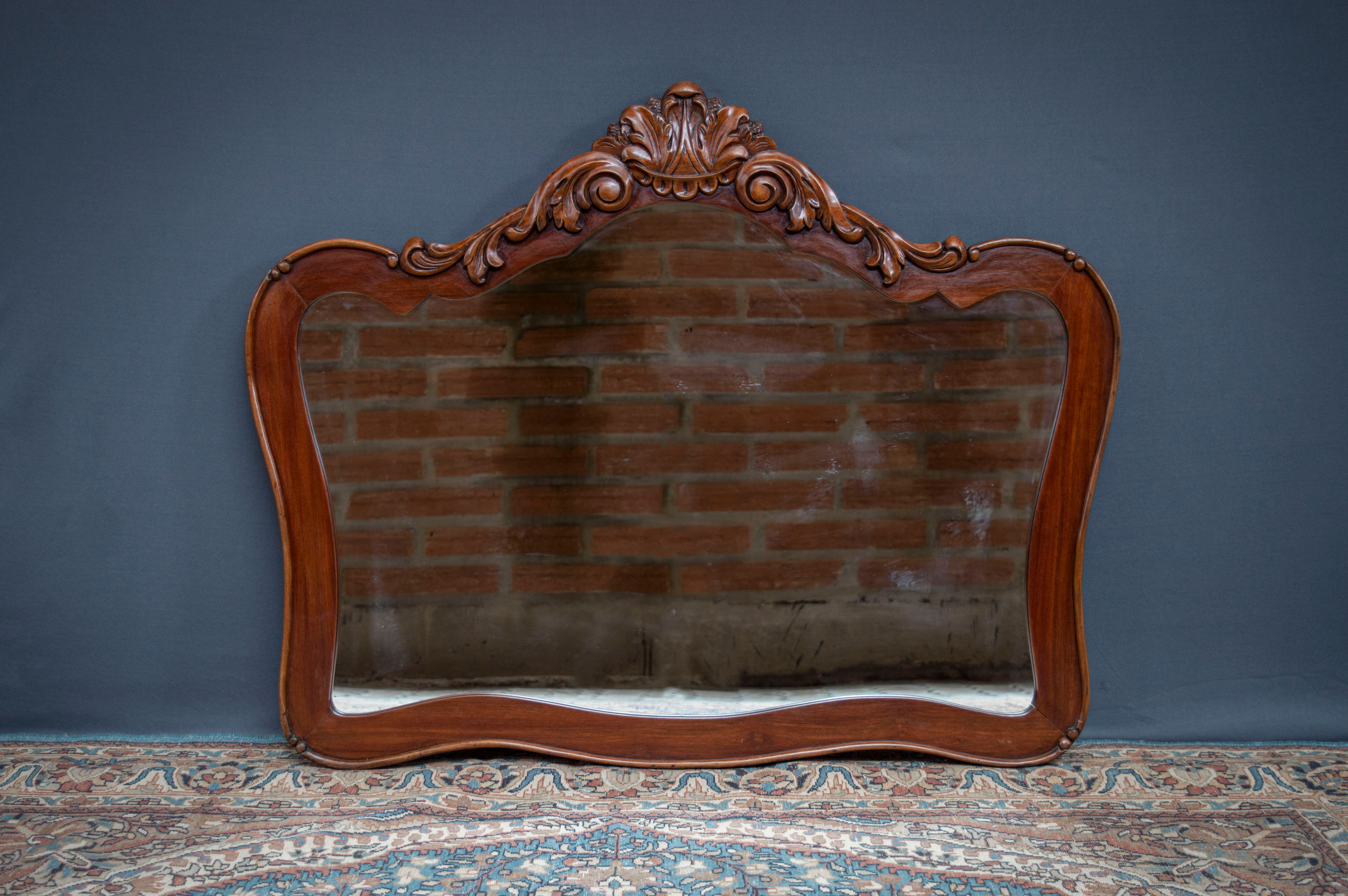 Espelho no Estilo Provençal