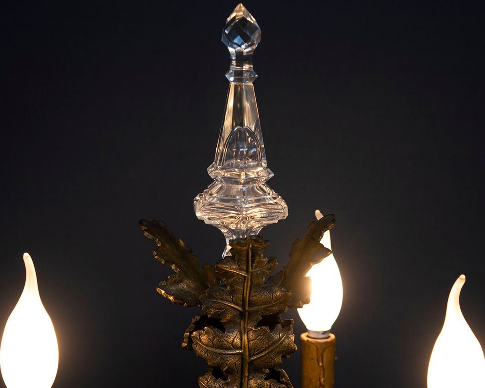 Miniatura: Grande Candelabro representando Folhas e Ramos de Parreira