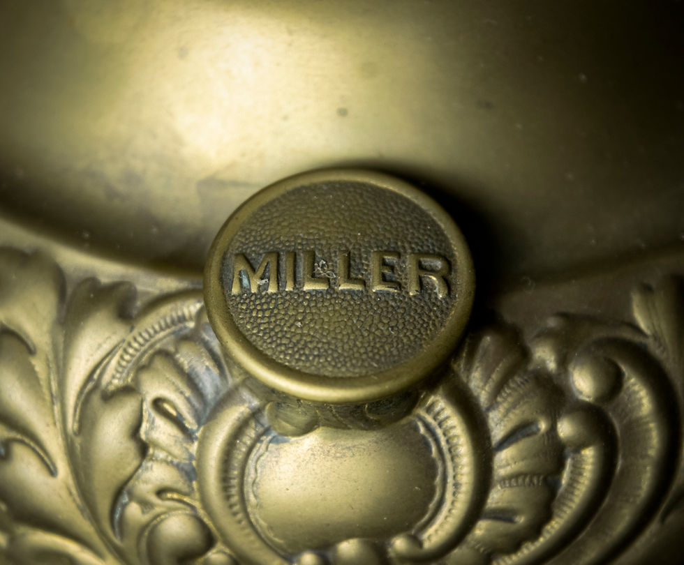 Miniatura: Abajur Lampião Americano "The Miller Lamp"
