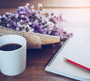 White Modern Online Course ( Instagram Post ) (1).png