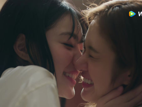 Rey and Print share their first kiss in Queendom EP6, smiling after, finally confirming their mutual sapphic feelings.
