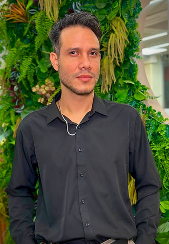 Daniel Martinez, mechas e mega hair, Wanderley Beauty Trends em Gravataí RS