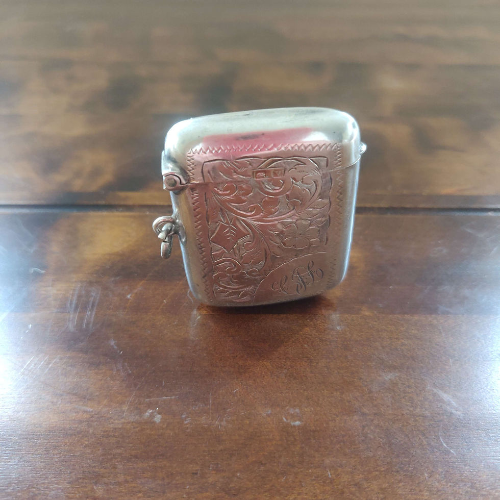 Silver vesta case Birmingham 1920 by t.h Thomas Heatley