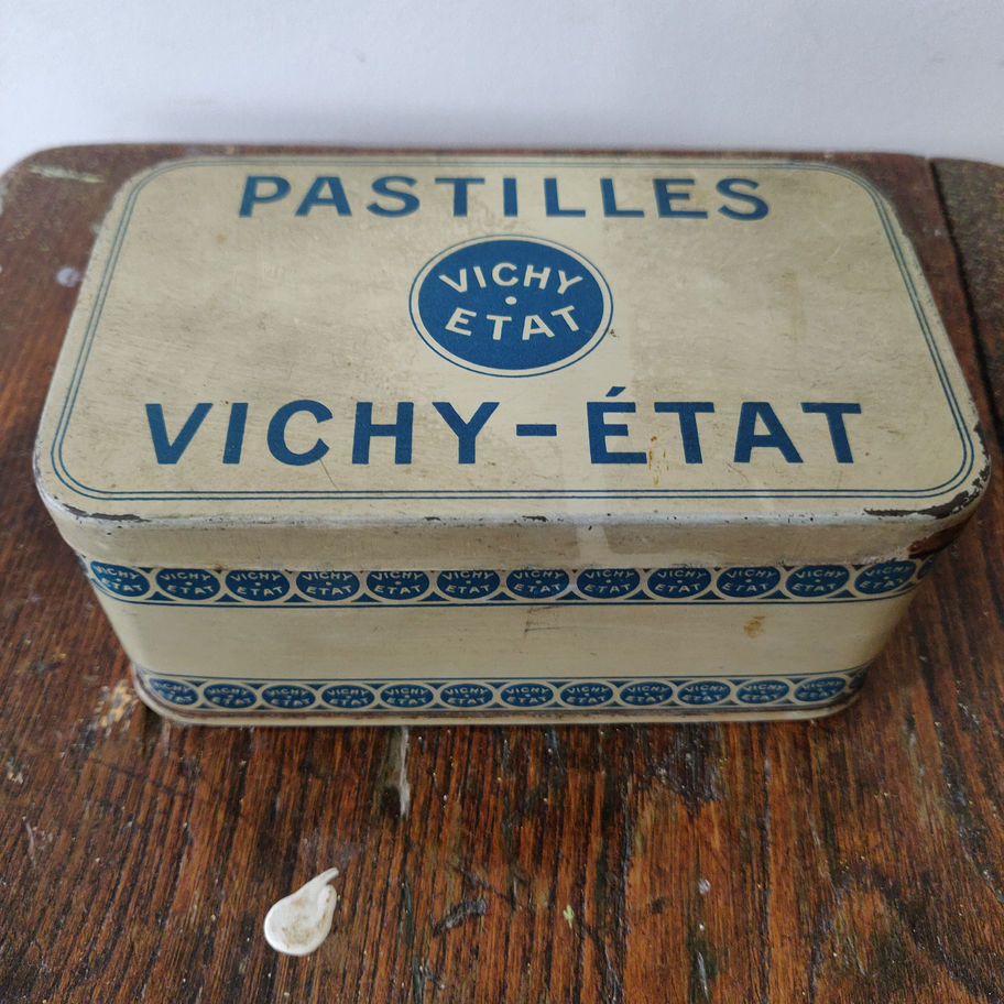 Vintage French Vichy -e'tat pastilles tin