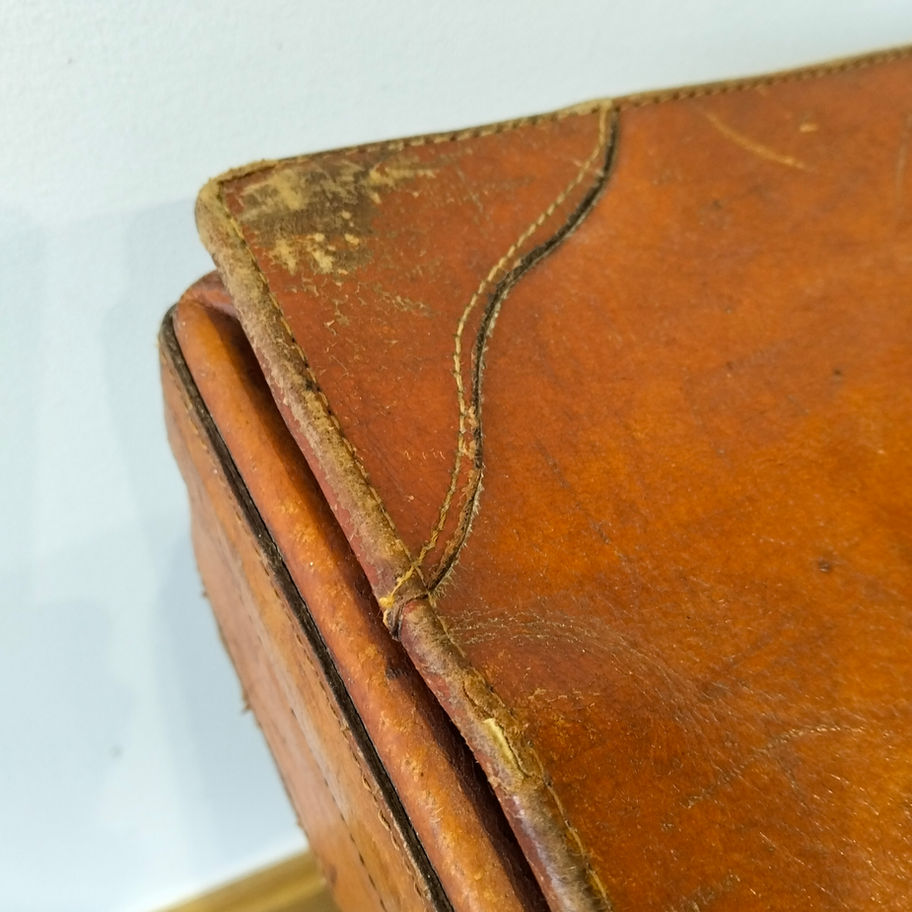 Vintage Leather Briefcase / Attache Case – Mid 20th Century Gentleman’s Case