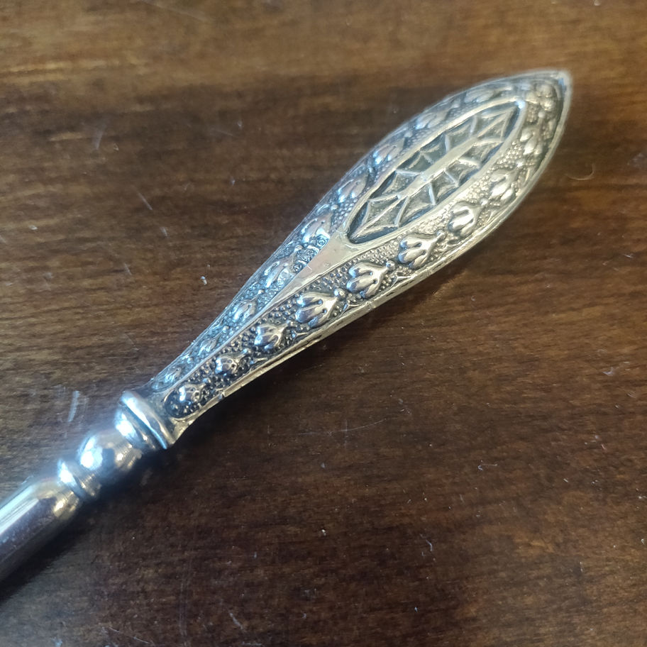 silver jewellers button hook