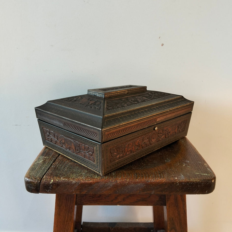 Antique 1927 Huntley and Palmer's biscuit tin in the form of Indian wooden box