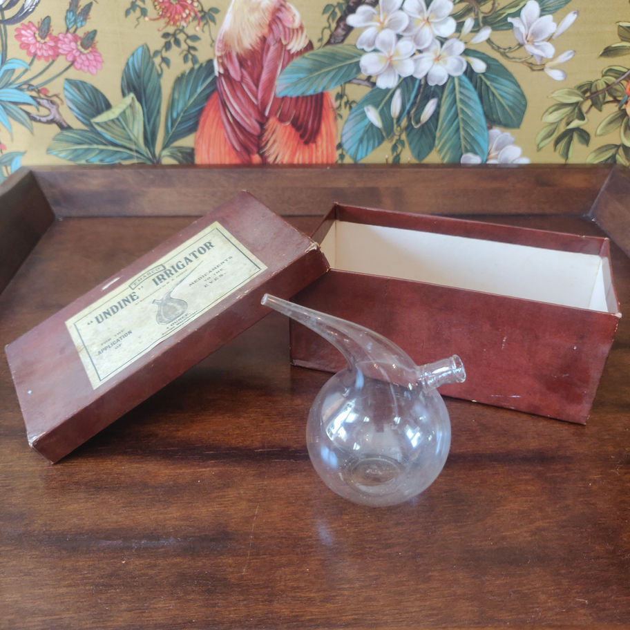 Vintage undine irrigator eye application glass with original box by Emarco rare