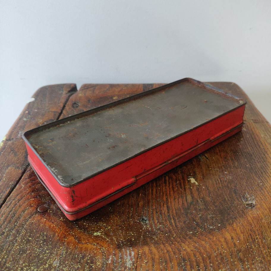 Vintage 1940s / 50s Elastoplast tin