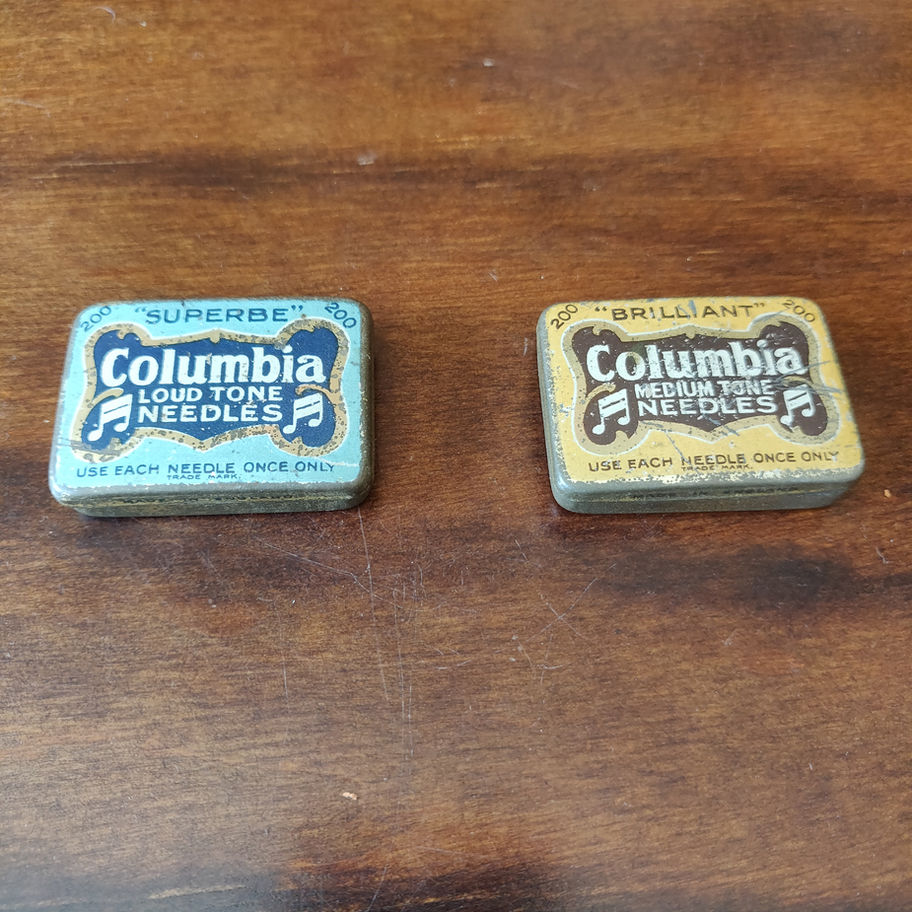 Vintage early 20th century pair of Columbia gramophone needles tin boxes