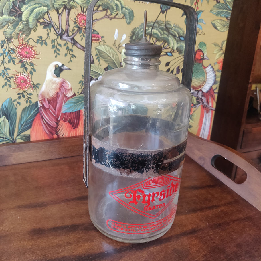 Vintage 1950s rippingiles fyrside paraffin heater