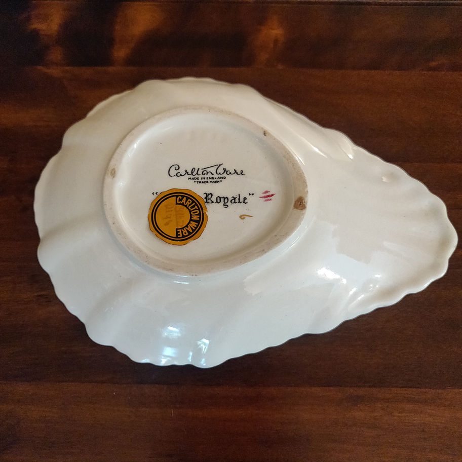 Vintage early 20th century Carlton Ware rouge Royal ceramic art deco pin dish