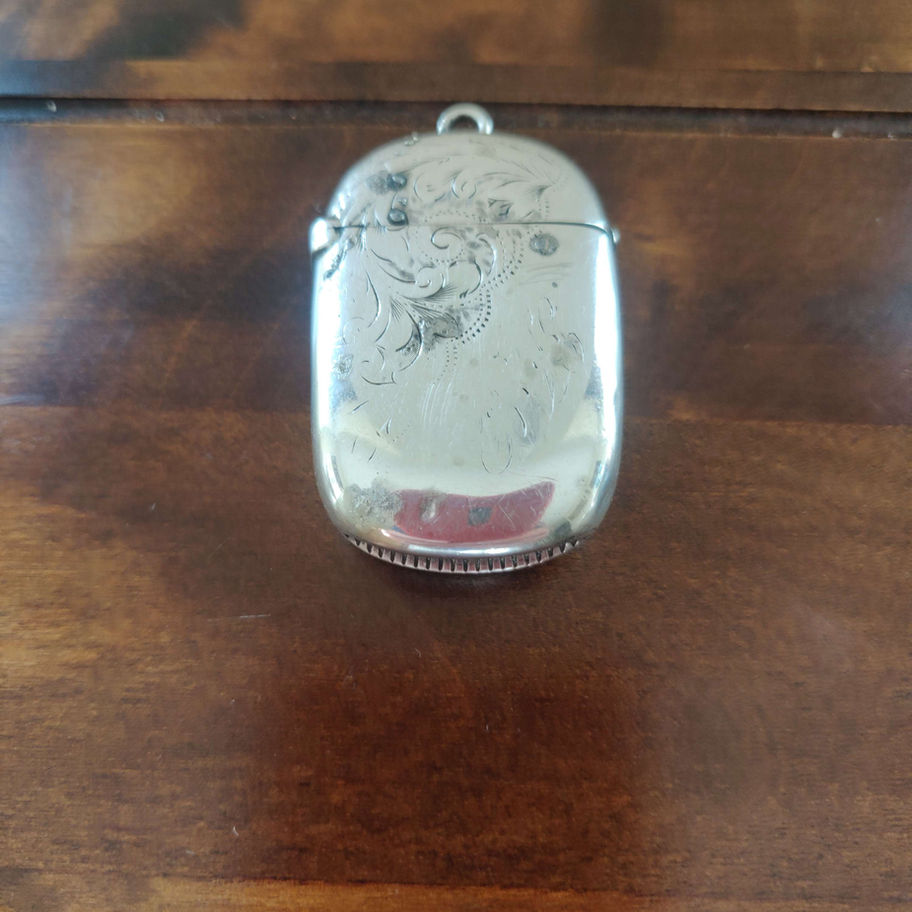 Antique Birmingham 1911 solid silver vesta case rolaston bros