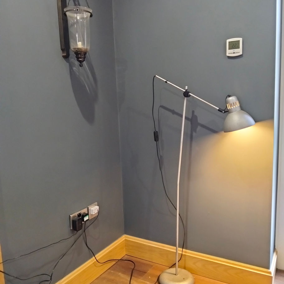 Vintage Mid-Century Adjustable Floor Lamp – Industrial / Scandinavian Style