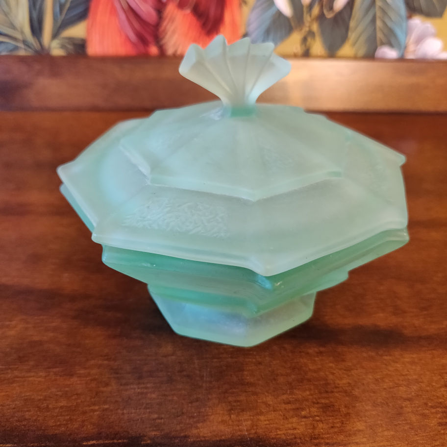 Antique art deco 1920s uranium glass dressing table jar incredible condition