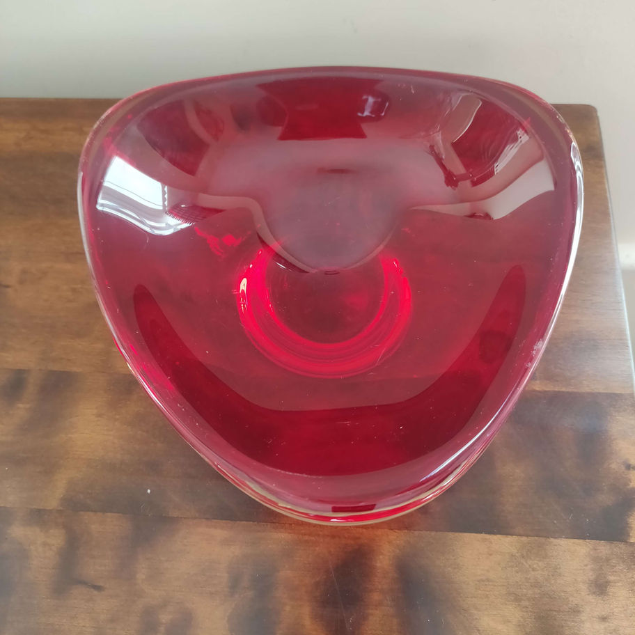 Vintage art glass bowl or pin dish probably Murano or orrefors but no markings