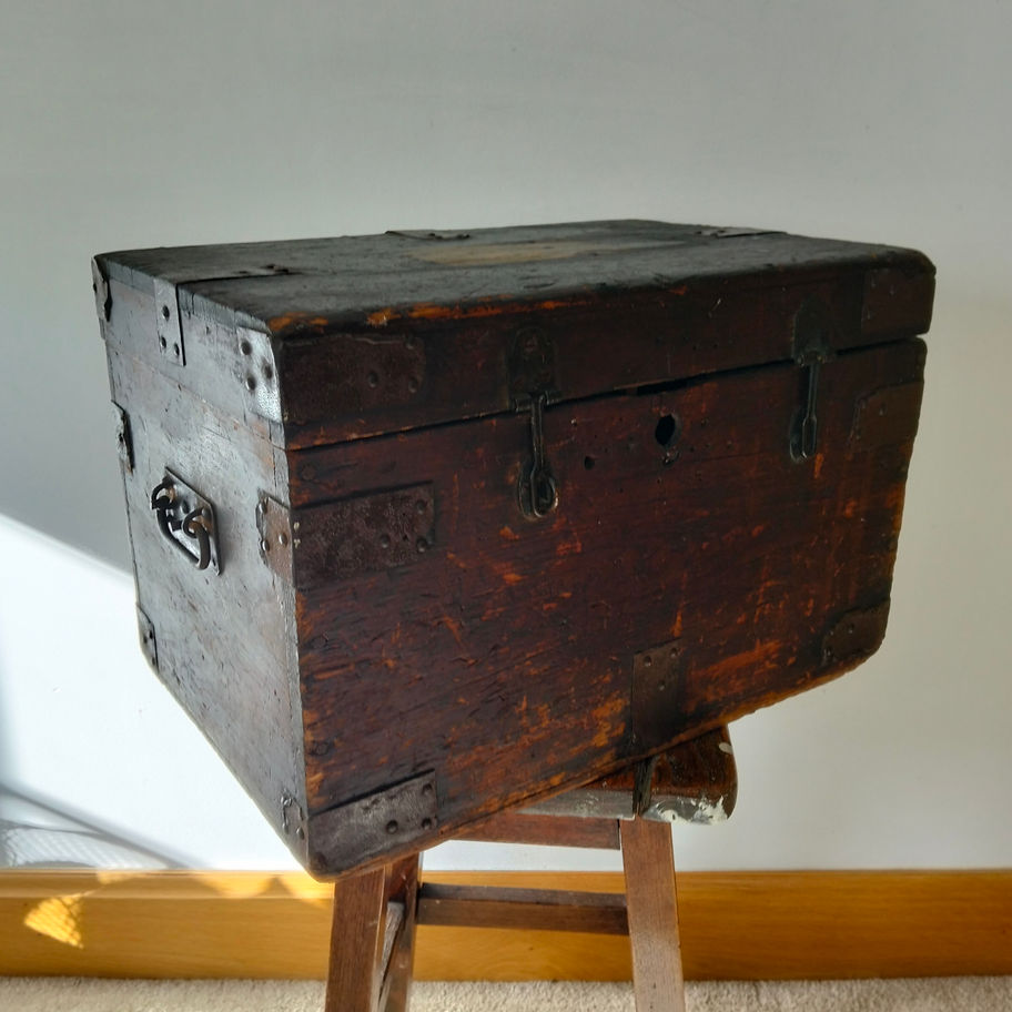 Antique Victorian / Edwardian Iron-Bound Wooden Travelling Trunk c.1890–1910