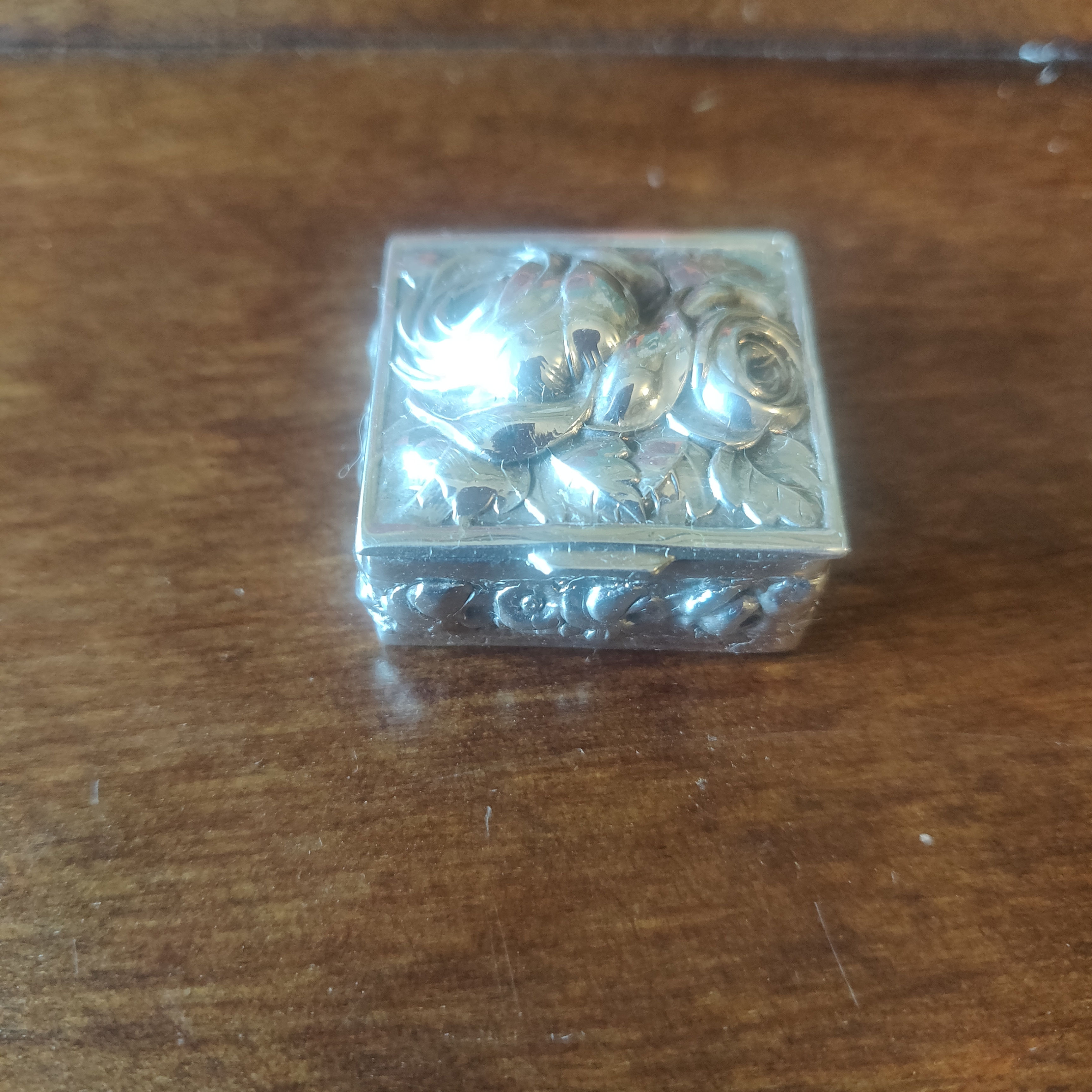 Vintage May be older art nouveau silver ( unfortunately no Hallmarks) pill box