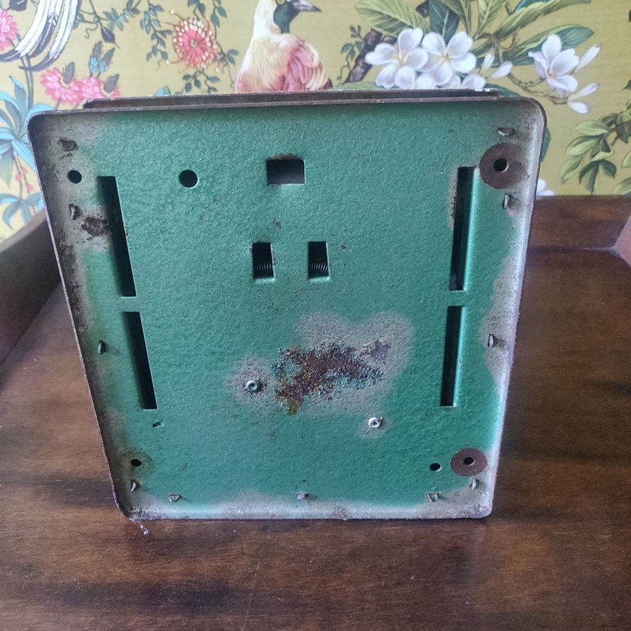 Vintage merit metal toy cash register makes a lovely cha ching sound !!