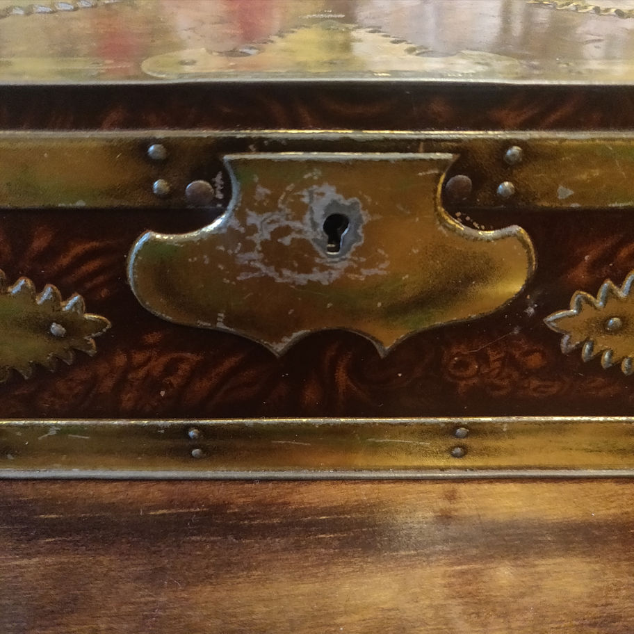Vintage 1950s Geo. Bassett & Co Ltd treasure chest biscuit tin