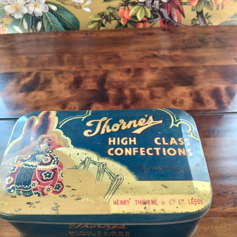Vintage Thorne’s “High Class Confections” Tin Henry Thorne & Co. Ltd., Leeds