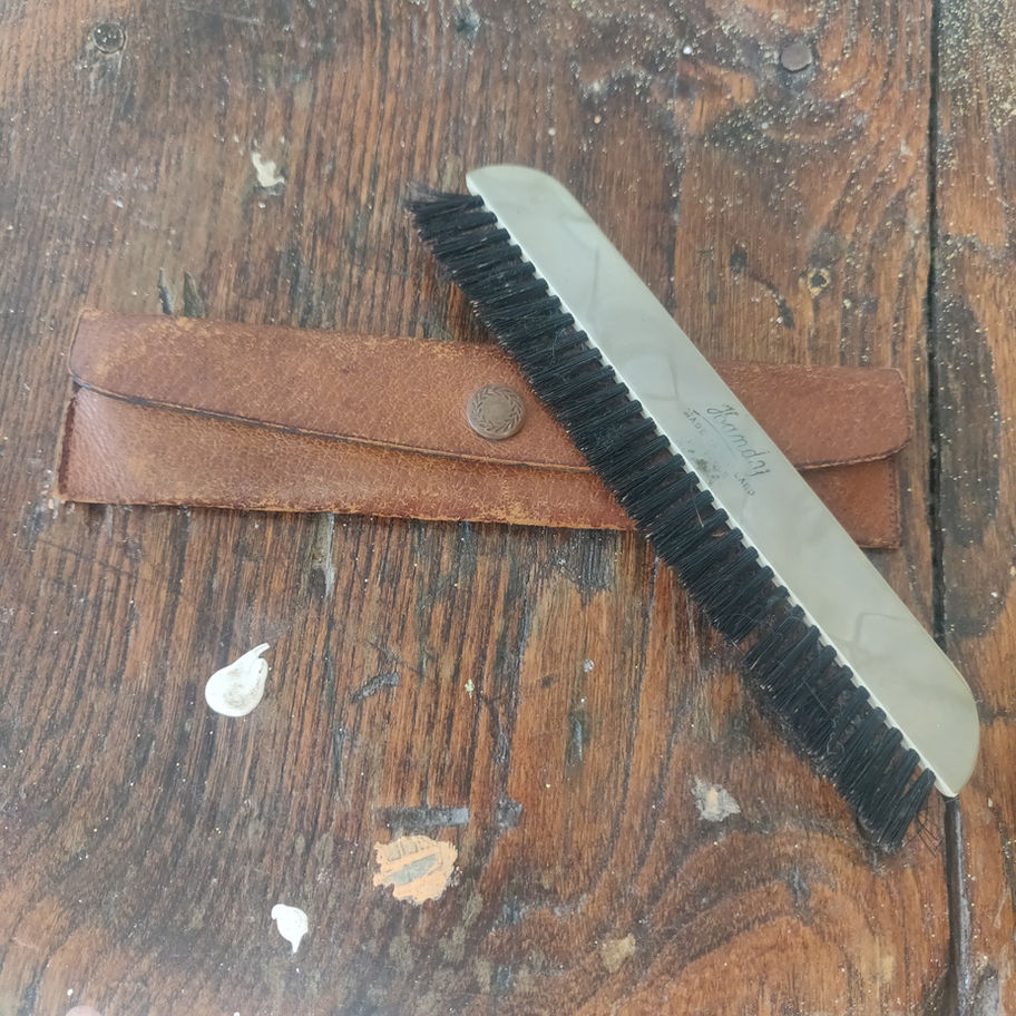Antique early 20th century butler table brush or suit brush rare !