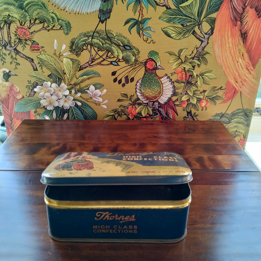 Vintage Thorne’s “High Class Confections” Tin Henry Thorne & Co. Ltd., Leeds
