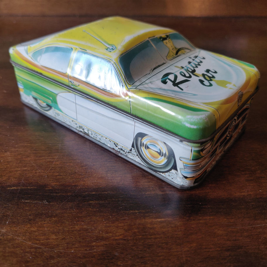 Vintage 1982 Ian Logan collectibles repair car soap tin