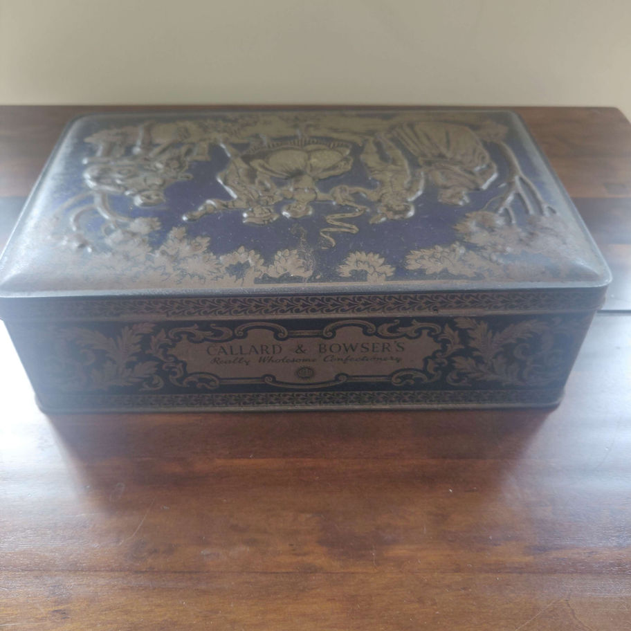 Vintage callard & bowsers confectionery tin