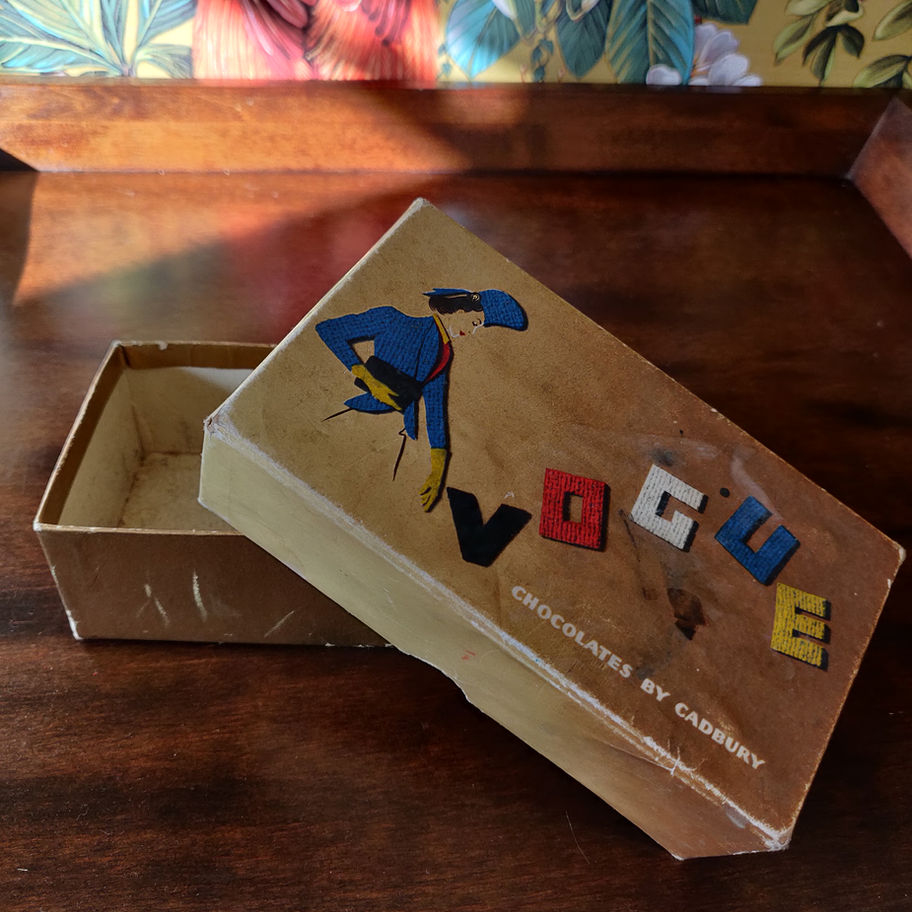 Vintage 1950s Cadburys Vogue chocolate box incredibly over 70 years old!