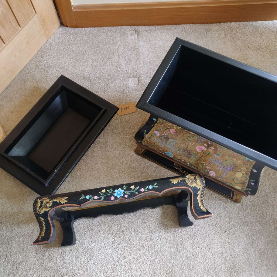 Vintage toleware hand painted large laquered wood and tin box