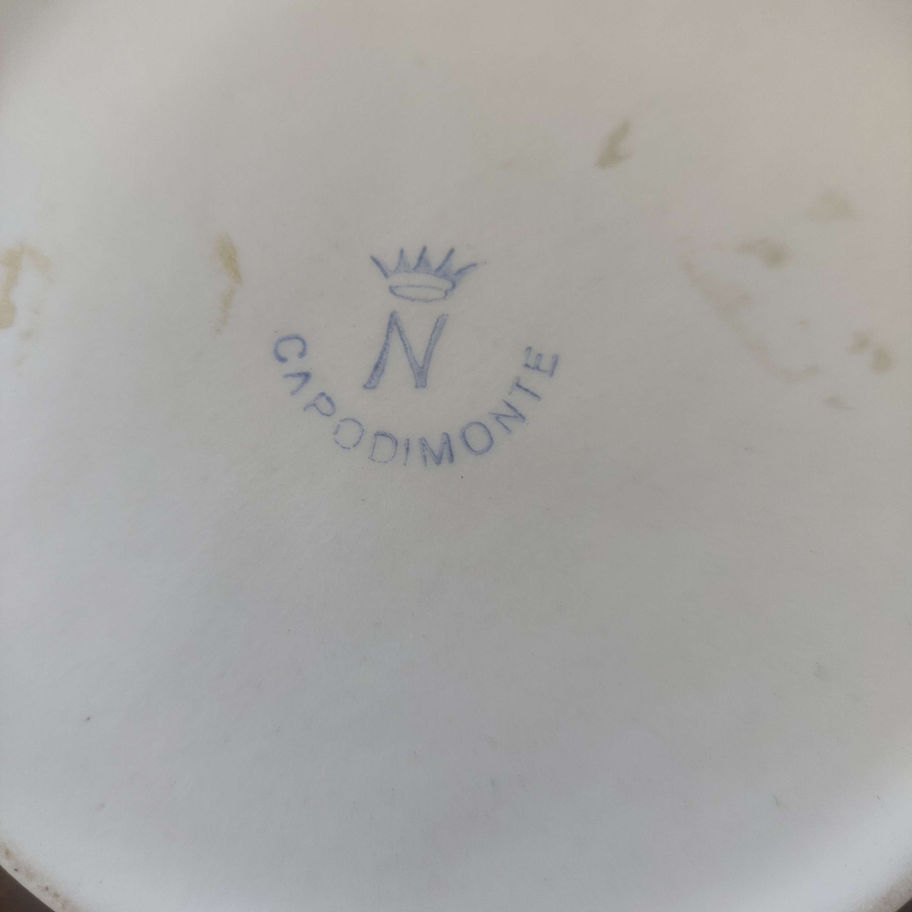 Capodimonte vintage clay hand made box