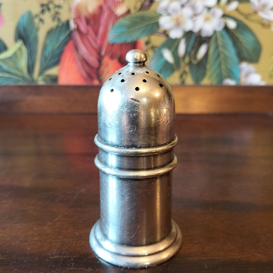 Antique Victorian late 19th or early 20th century walker and hall silver plate