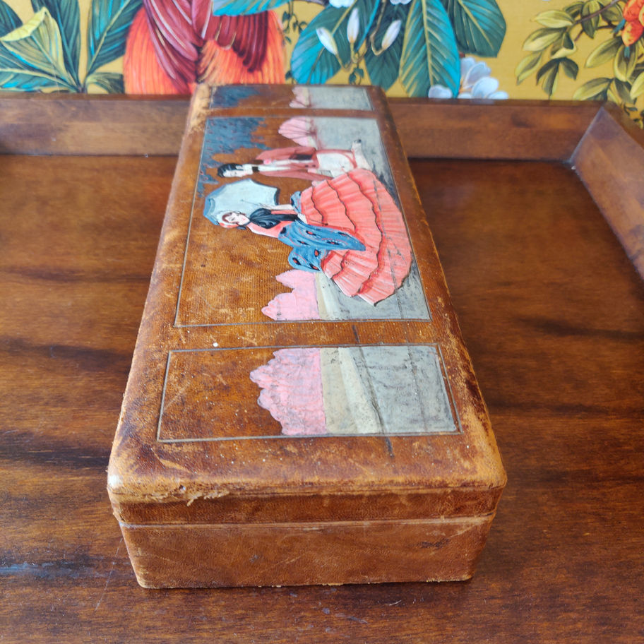 Antique early 20th century Edwardian leather bound silk lined hand painted box