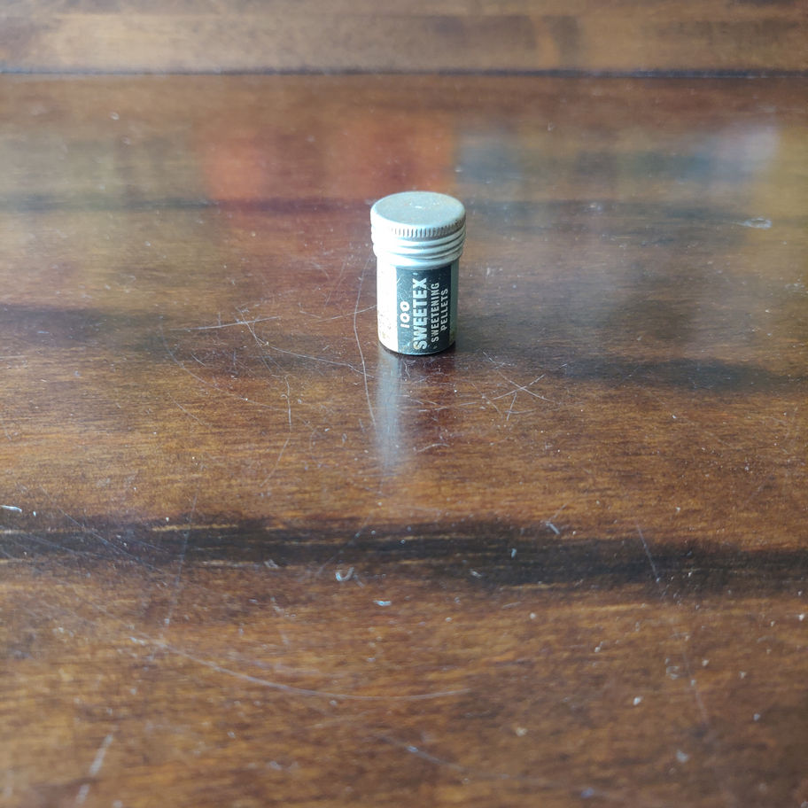 Vintage mid century sweetex small aluminium container