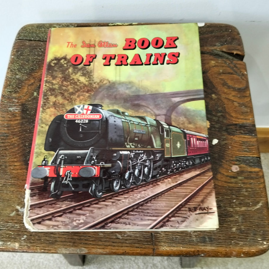 Vintage Transport & Engineering Book Bundle (Trains, Aircraft, Land Sea & Air)