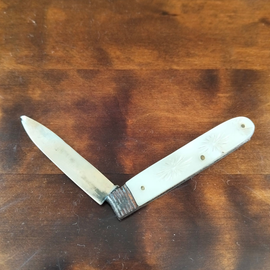 Vintage may be older Sterling Silver & Mother of Pearl Folding Fruit / Pen Knife