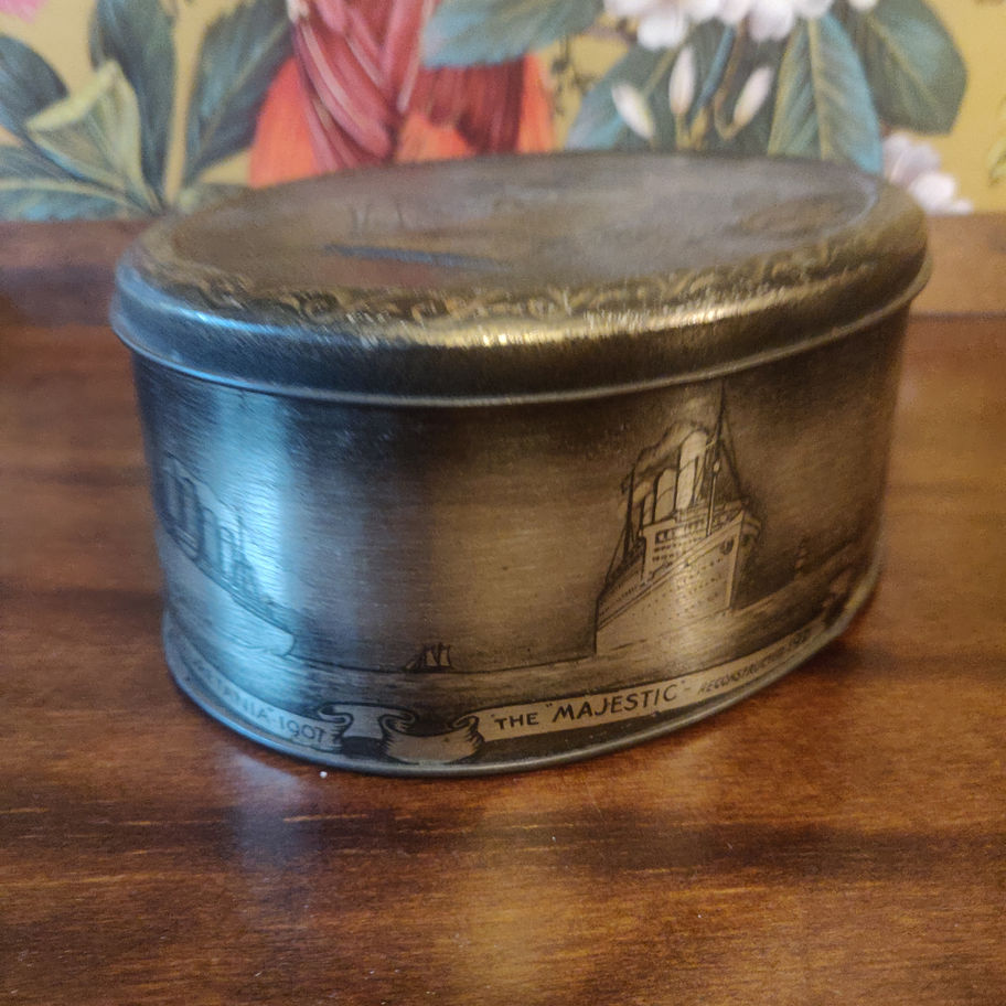 Vintage mid century Benson toffee tin featuring the queen Mary and other ships