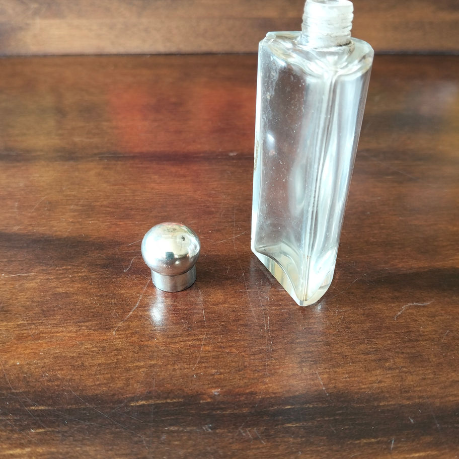 Antique 1902 Edwardian London silver top art deco scent bottle by GB ?