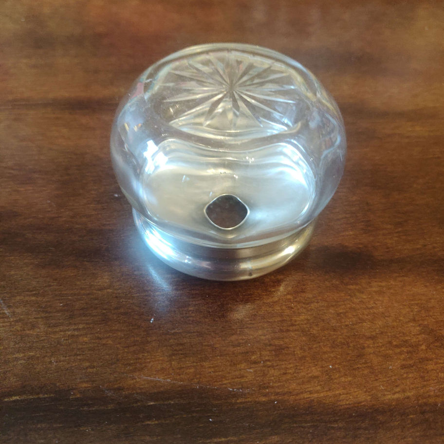 Antique 1912 chester silver Hallmarked vanity dressing table jar