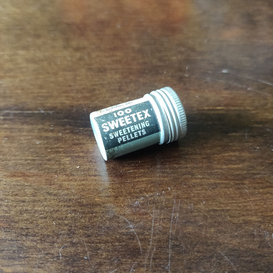 Vintage mid century sweetex small aluminium container