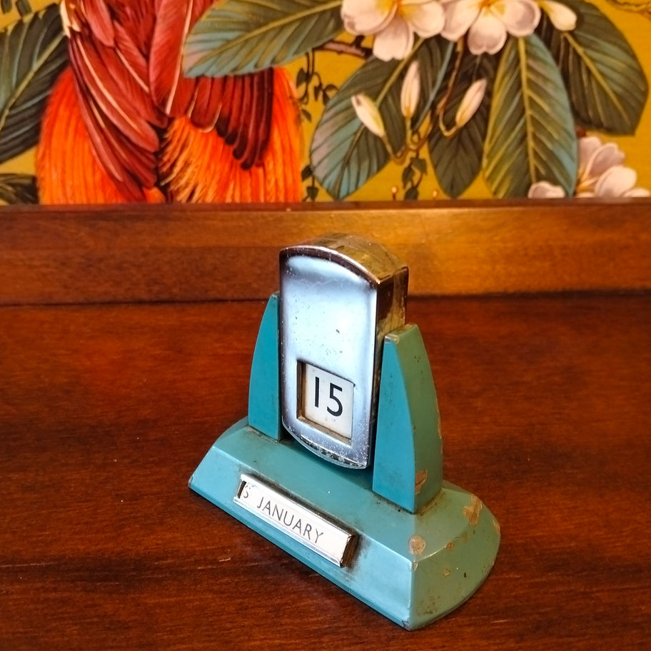 Vintage 1950s velos metal perpetual calendar fully working all dates months etc